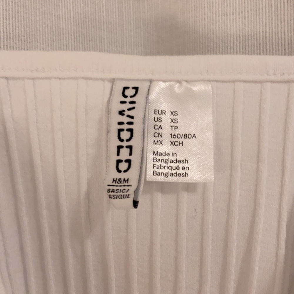 H&M White Ribbed Tank - Picture 2 of 2